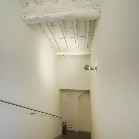 Residenza Degli Artisti Lucques